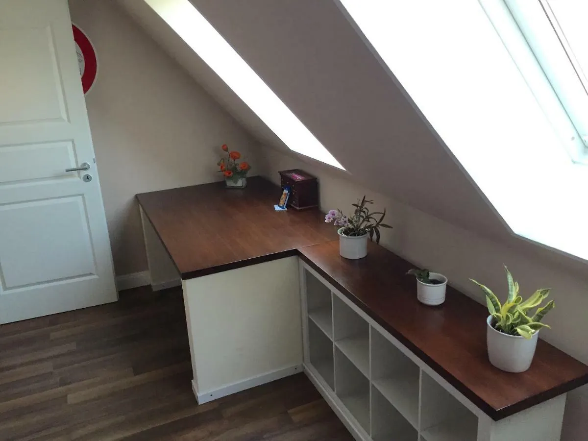 Zimmer Am Elberadweg Hamburg Homestay