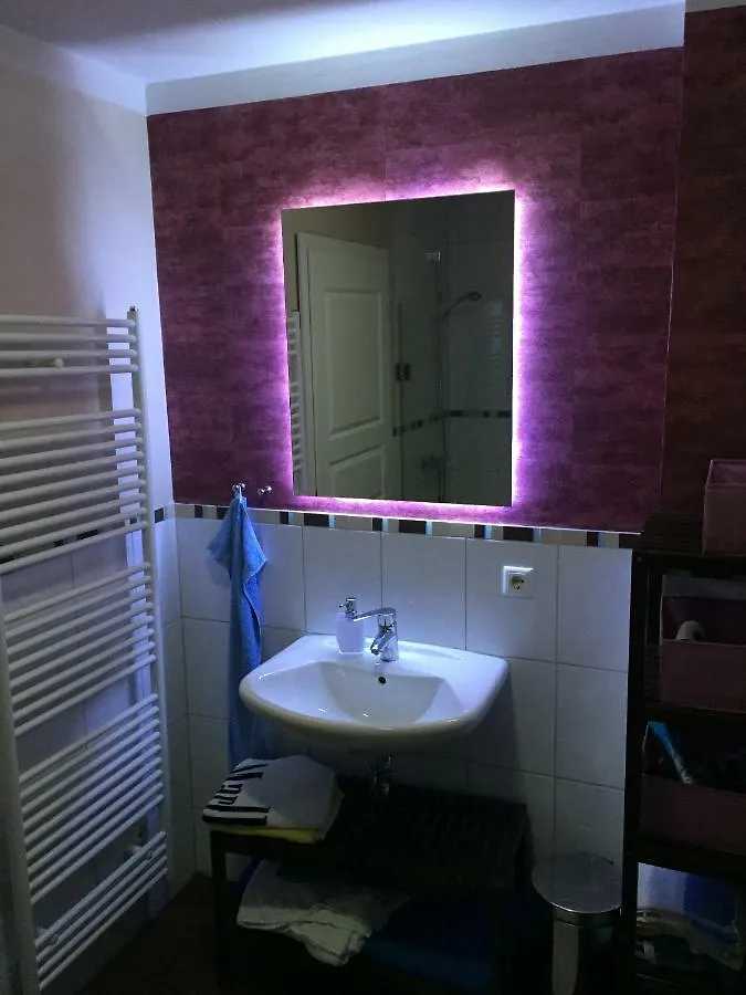 Quarto em Acomodações Particulares Zimmer Am Elberadweg Hamburgo