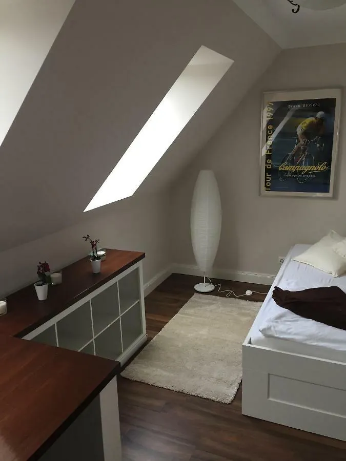 Quarto em Acomodações Particulares Zimmer Am Elberadweg Hamburgo Alemanha